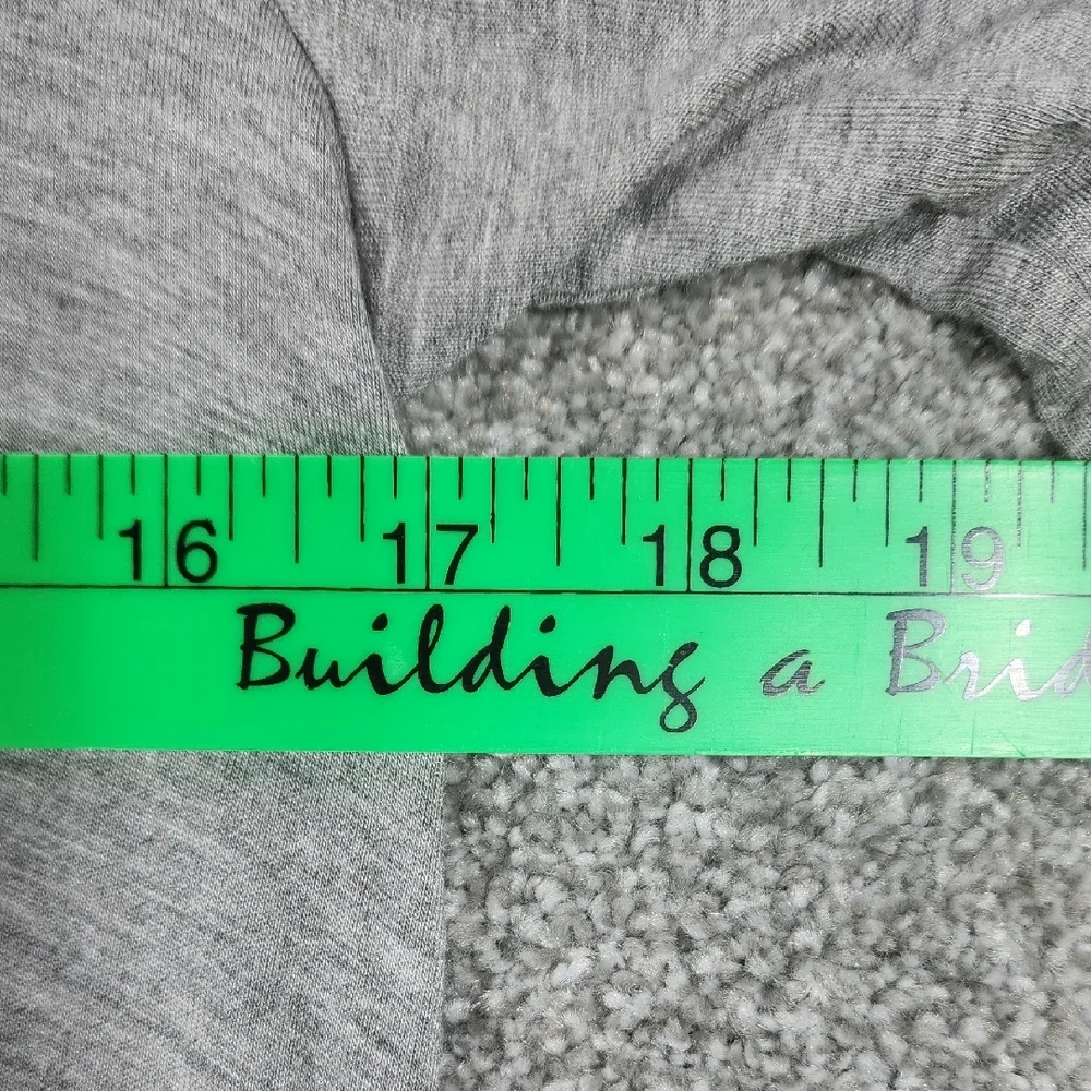 Easel Ruffle Hem Stylish Tunic Blouse Light Gray Women's Size Large - Picture 5 of 7